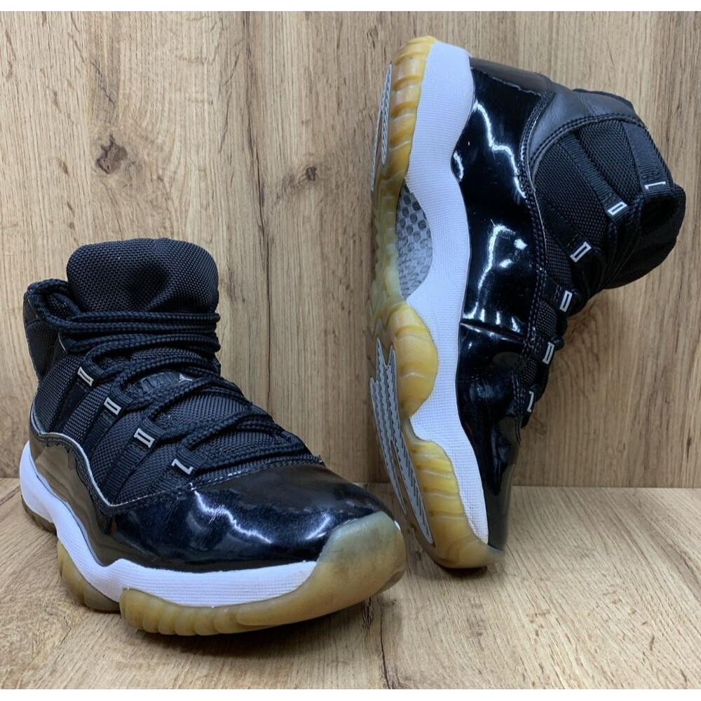 Jordan 11 Retro Jubilee Sneaker Shoes AR0715-011 Black Mid Top Women’s Size 8.5